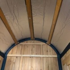 Poulailler Finlandais Toit Tôle Isolé Ouvrable 4 à 8 Poules -Poulailler Boutique poulailler finlandais toit tole isole 4 a 8 poules interieur toiture