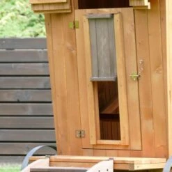 Poulailler Roulotte Toit Tôle 6 à 10 Poules Mobile 25 Poulailler Roulotte Toit Tôle 6 à 10 Poules Mobile -Poulailler Boutique poulailler roulotte details porte fermee