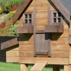 Poulailler Boutique -Poulailler Boutique poulailler suisse epicea detail