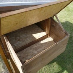 Poulailler Suisse XL Toit Shingle 8 à 10 Poules Bois Epicéa -Poulailler Boutique poulailler suisse epicea interieur pondoir