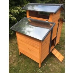 Poulailler Boutique -Poulailler Boutique poulailler farmer profil avant detail toit