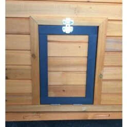 Poulailler Sussex XL Toit Shingle Noir Ouvrant 6 à 10 Poules Bois FSC -Poulailler Boutique poulailler sussex detail porte